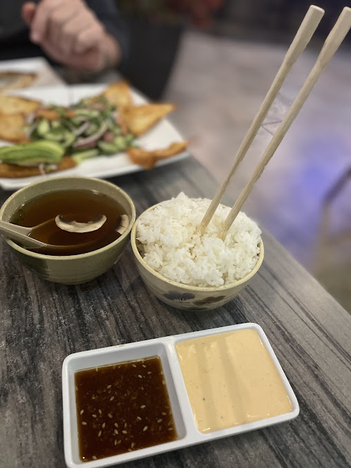 Photo Domo Japanese Sushi Grill And Bar - 11