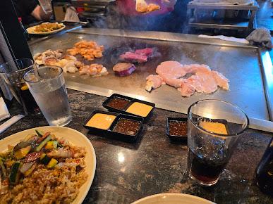 Photo Domo Japanese Sushi Grill And Bar - 2