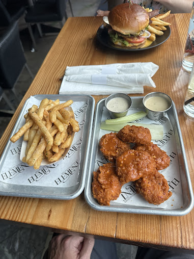 Photo Element Gastropub - 8