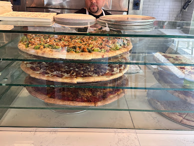 Photo Famous Calabria Pizza - 13