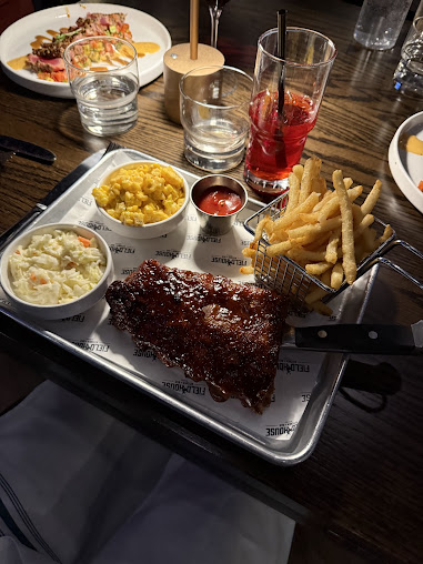 Menu Field House Kitchen + Bar - 27