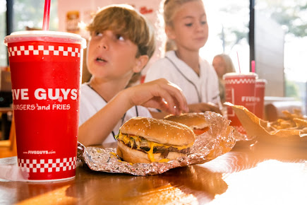 Photo Five Guys - 12