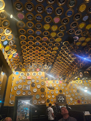 Photo Flying Saucer Draught Emporium - 4