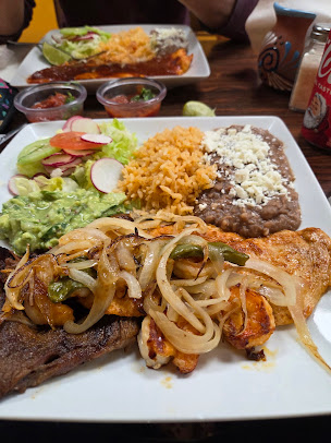 Photo Fraysan Mexican Restaurant - 4