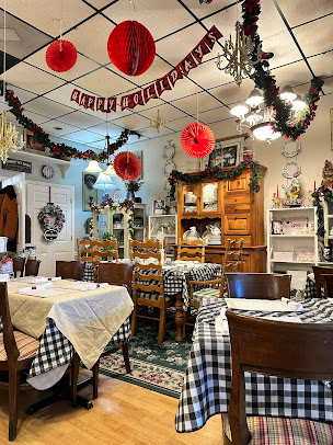 Photo French Market Cafe & Gourmet Shop - Tea Room - 2