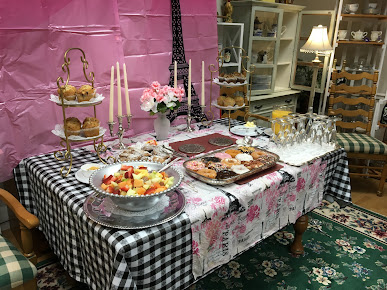 Photo French Market Cafe & Gourmet Shop - Tea Room - 3
