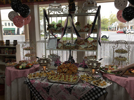 Photo French Market Cafe & Gourmet Shop - Tea Room - 6