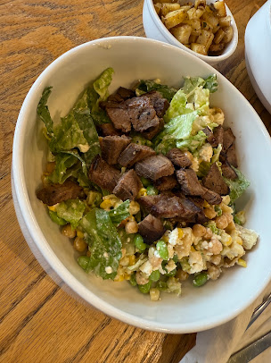 Photo Greens And Grill - 4