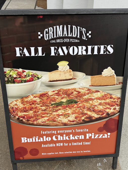 Photo Grimaldi's Pizzeria - 15