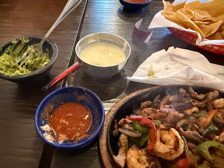 Photo Guajillo's Mexican Grill - 6