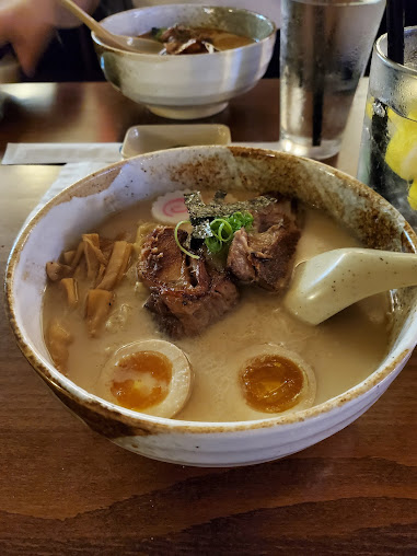 Photo Hakata Teppanyaki Sushi And Ramen - 11