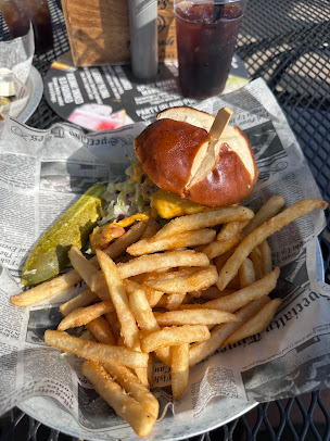 Photo Hideaway Bar And Grill - 6