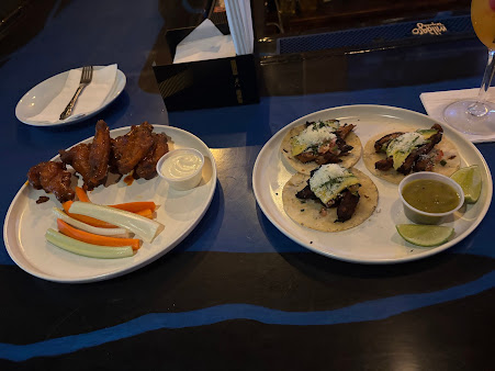 Photo Hoa Restaurant And Lounge - 1