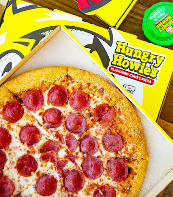Photo Hungry Howie's Pizza - 3