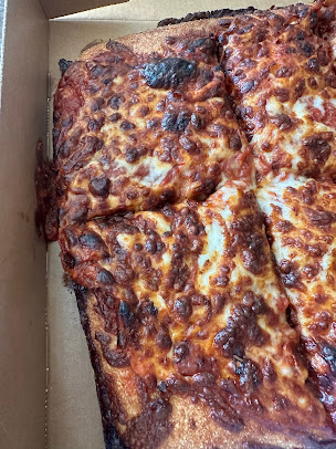 Photo Hungry Howie's Pizza - 5