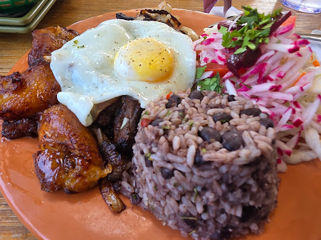 Photo Irazu Costa Rican Restaurant & Catering - 18