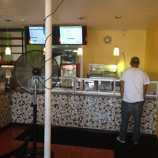 Photo Irie Vybz Jamaican Restaurant - 8