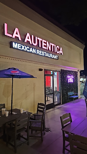 Photo Izcalli Mexican Restaurant - 0