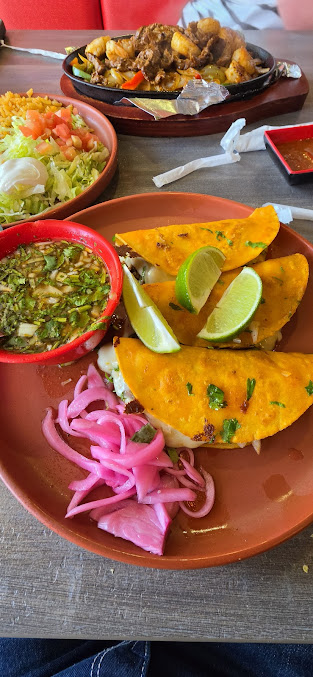 Photo Izcalli Mexican Restaurant - 18