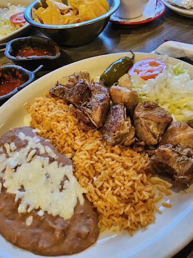 Photo Izcalli Mexican Restaurant - 3