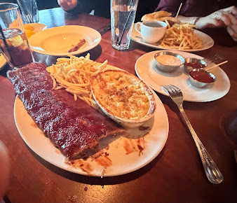 Photo J. Alexander's Restaurant - 7