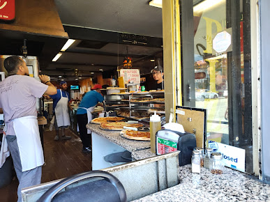 Photo J & V Pizzeria - 8