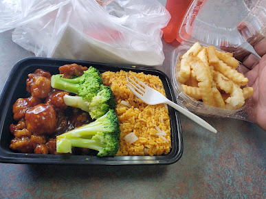 Photo Jerry Yums - 1