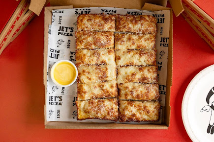 Photo Jet's Pizza - 4