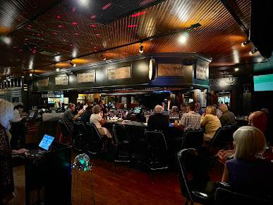 Photo Johnny's Kitchen And Tap - 4