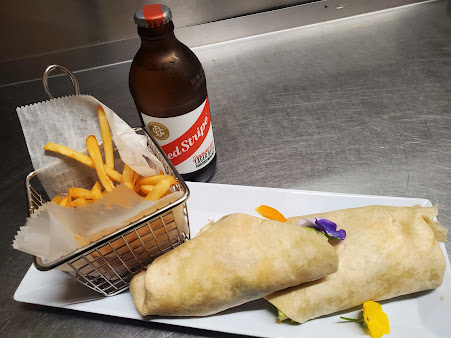 Photo Kool Breeze Jamerican Cuisine Restaurant - 19