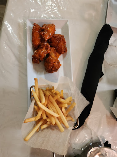 Photo Kool Breeze Jamerican Cuisine Restaurant - 8