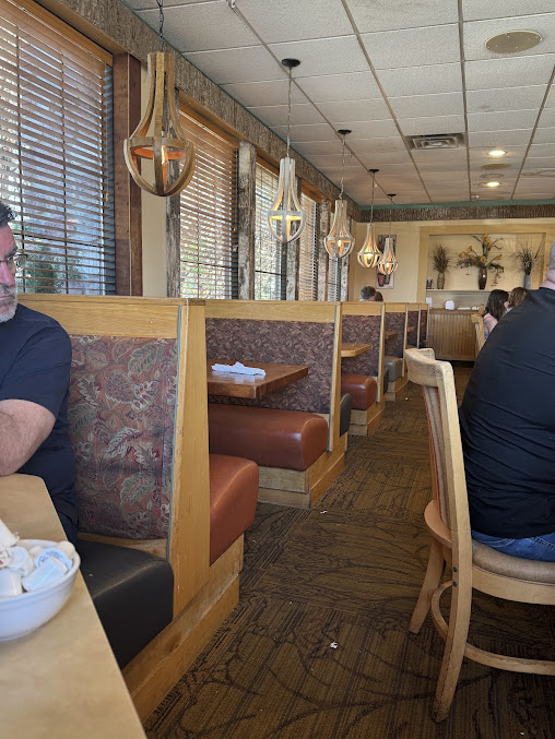 Photo La Crosse Family Restaurant - 3