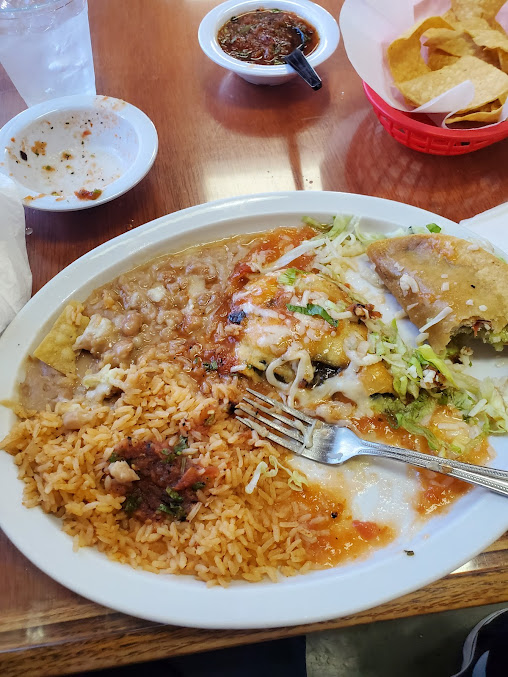 Photo La Fiesta Mexican Grill - 13