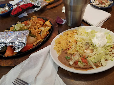 Photo La Plaza Bonita Mexican Restaurant - 2