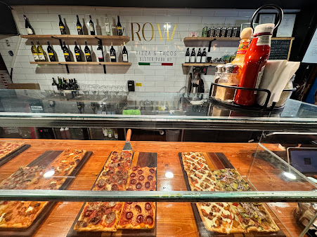 Photo La Roma Pizza & Tacos - 3