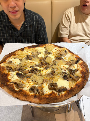 Photo La Villa Pizzeria - 11