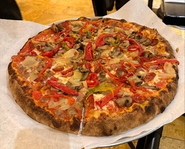 Photo La Villa Pizzeria - 2