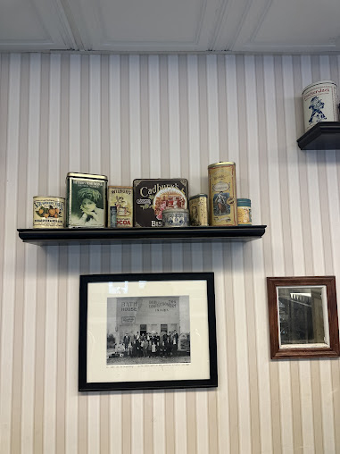 Photo Lake Oswego Ice Creamery And Restaurant - 18