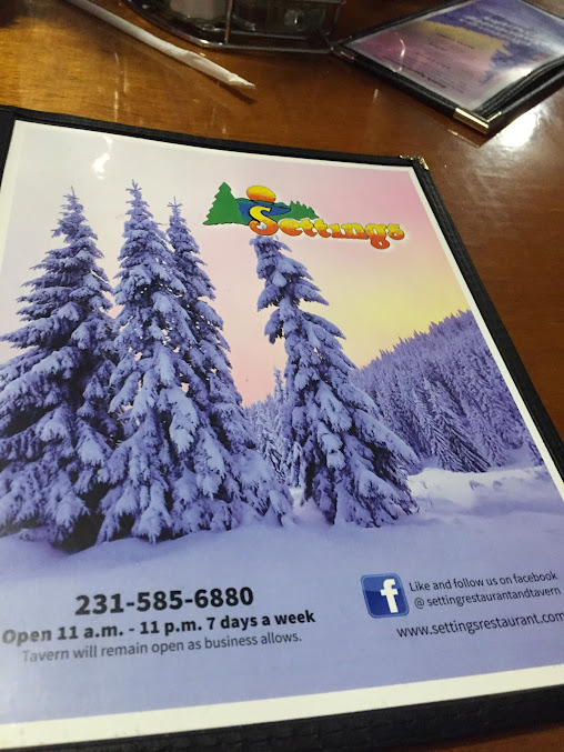 Photo Lakes Of The North Settings Restaurant - 18