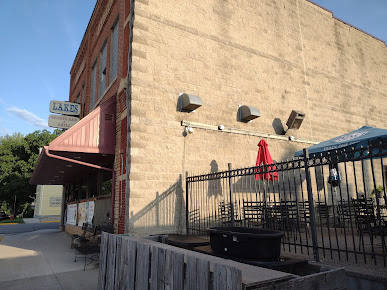 Photo Lakes Sports Bar Grill - 12