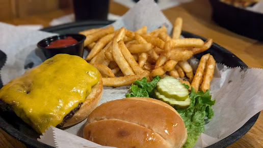 Photo Lakes Sports Bar Grill - 16