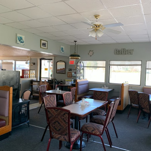 Photo Lakeville Family Restaurant - 3