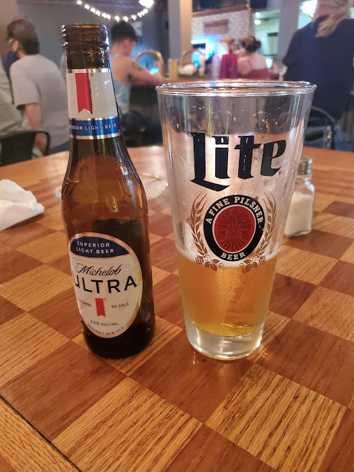 Photo Landmark Bar Grill - 6