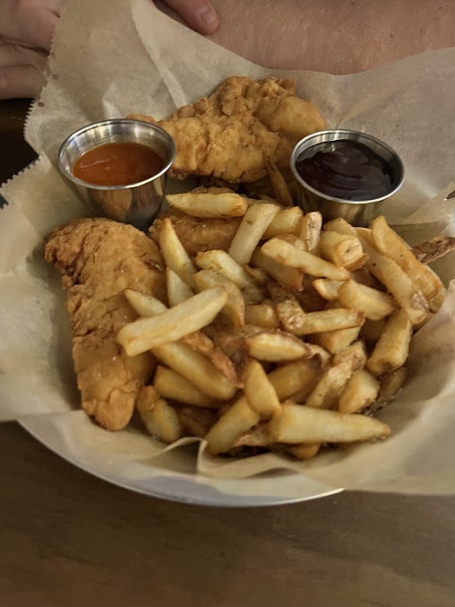 Photo Landmark Bar Grill - 8