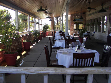 Photo Landrys Seafood House El Paso - 10