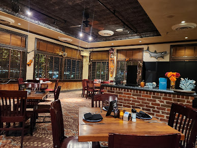 Photo Landrys Seafood House El Paso - 5