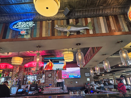 Photo Landrys Seafood House El Paso - 6
