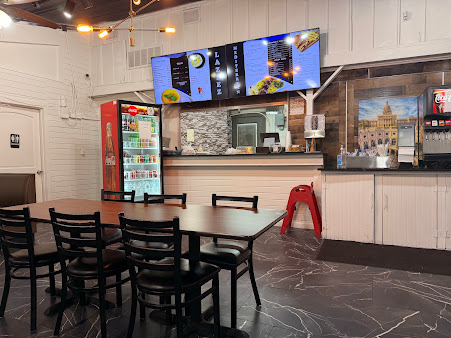 Photo Lazeez Mediterranean Cafe - 3