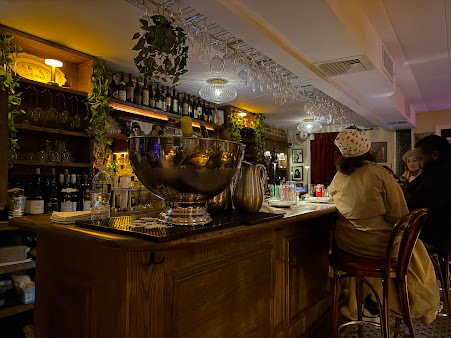 Photo Le Tout Va Bien - French Restaurant - 10