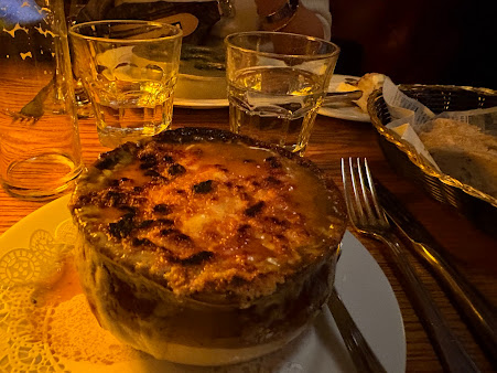 Photo Le Tout Va Bien - French Restaurant - 9